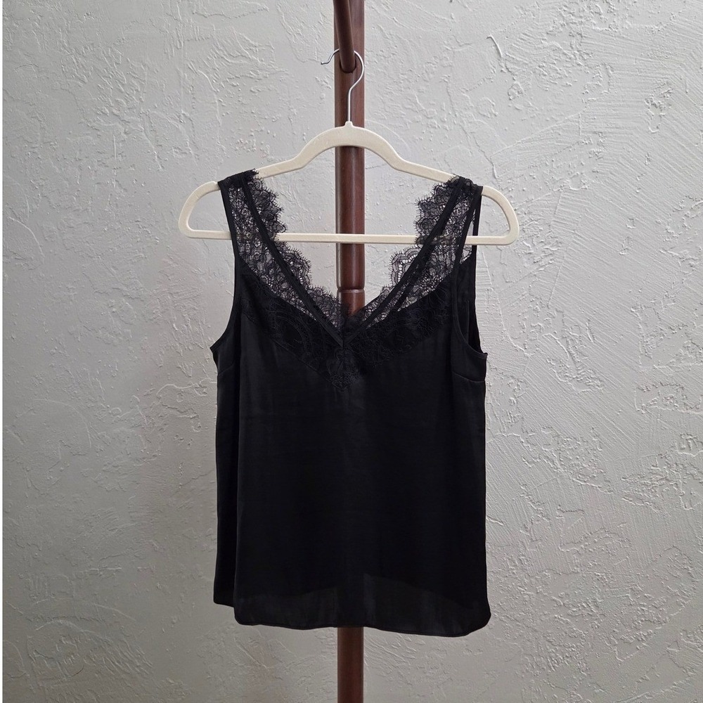 T274. Black Eyelashโ Lace V-Neck Tank Top